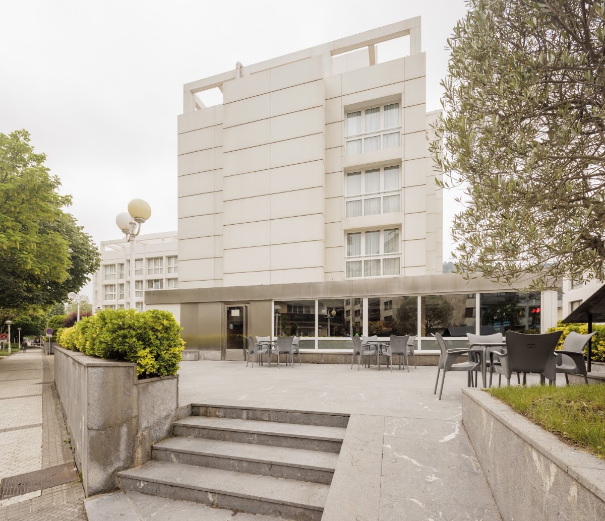 Hotel ILUNION San Sebastián, dog-friendly hotel in San Sebastian