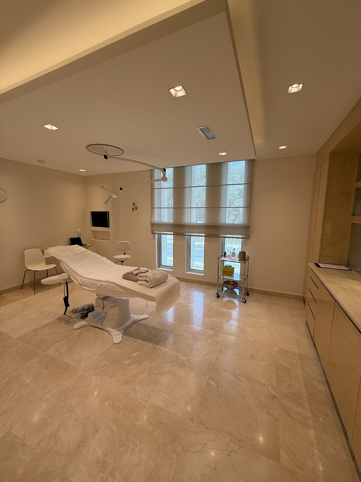 Altaderma Clinic & Training Center Dubai 3