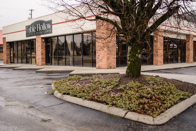 Fable Hollow Coffee & Bookshoppe photo 1