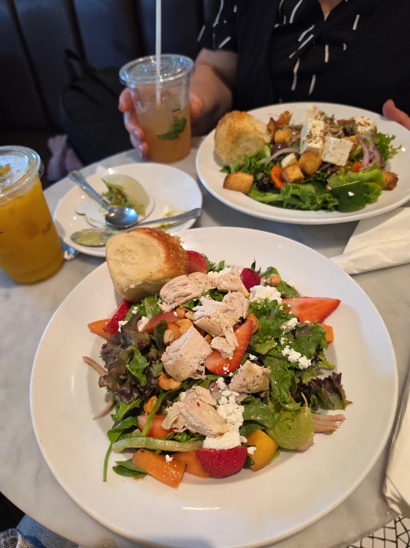 Tatte Bakery & Cafe | Clarendon photo 3