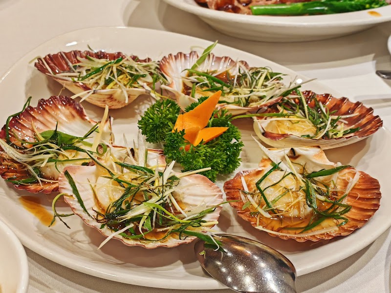 Me Wah Restaurant photo 2