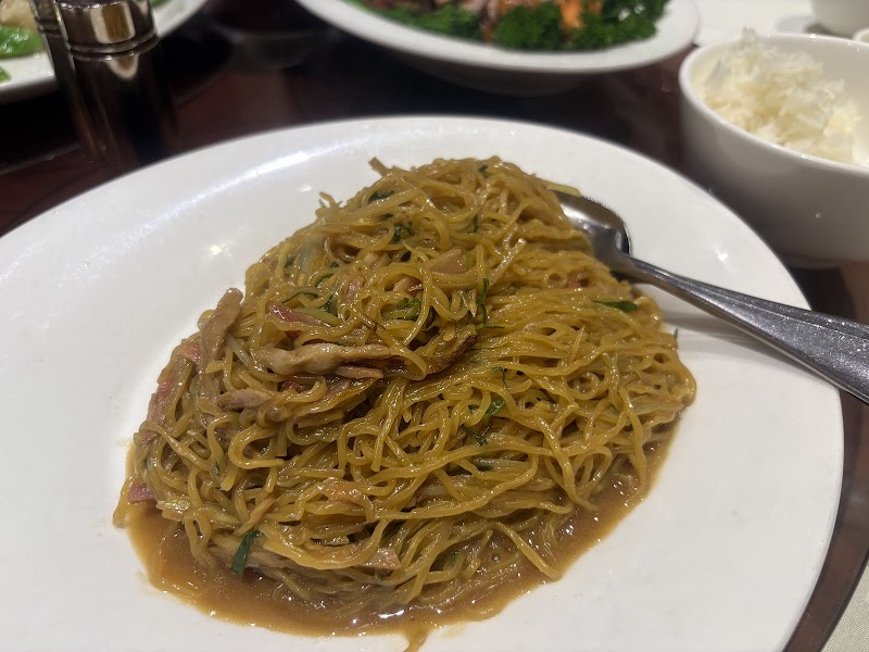 Me Wah Restaurant photo 10