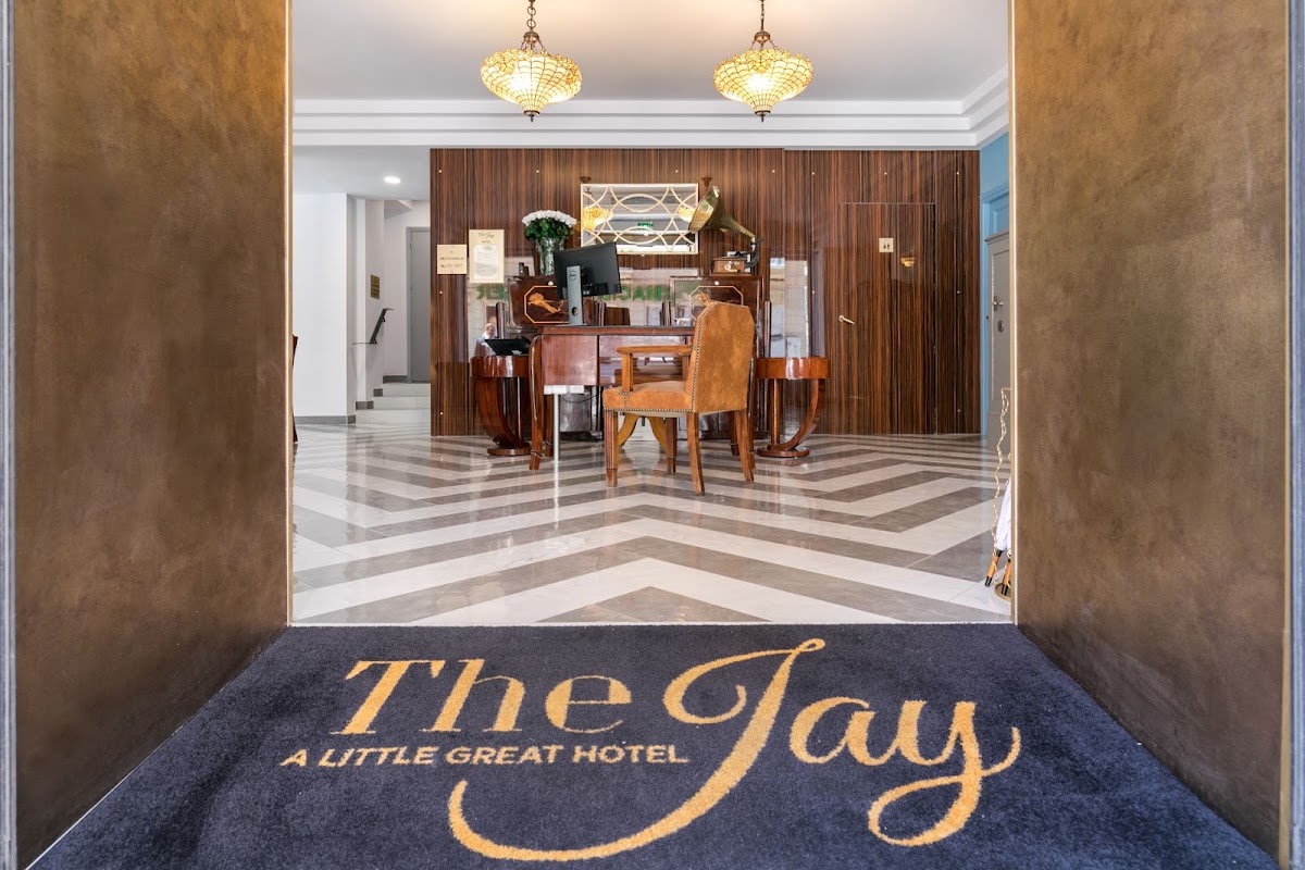 The Jay Hotel by HappyCulture 4