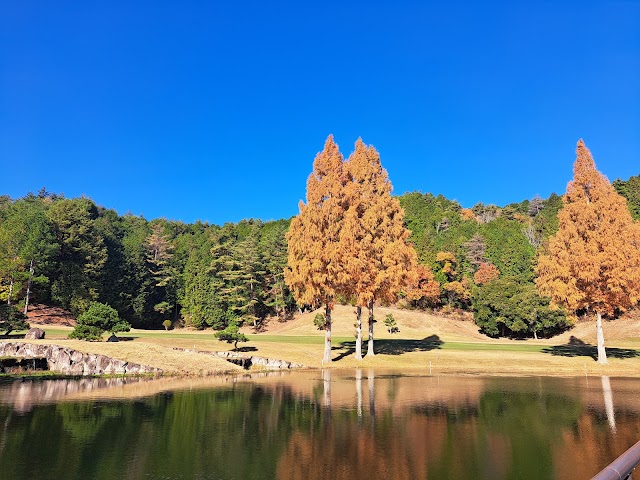 Kansai Country Club - Photo 3