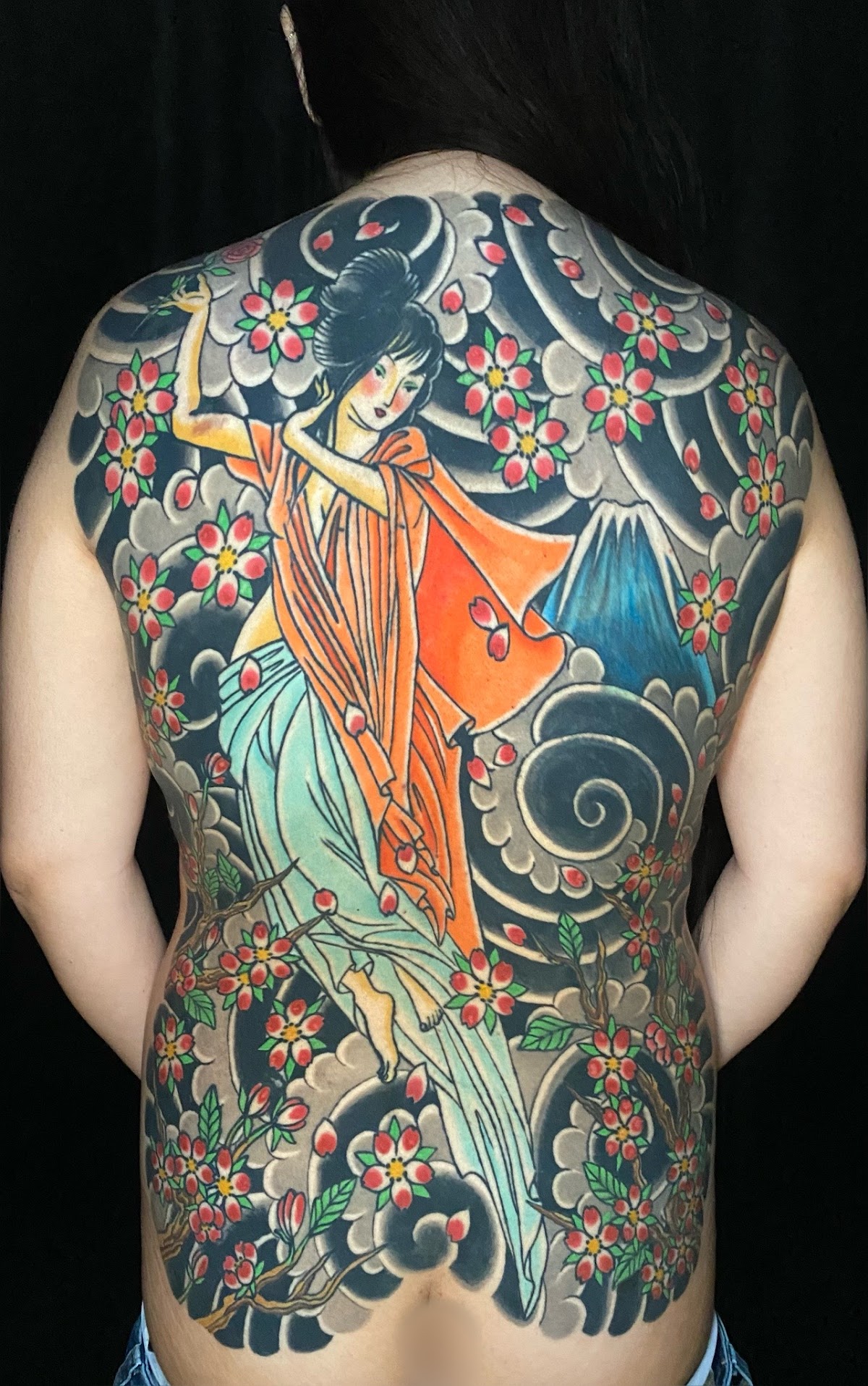 Red Crowned Tattoo tattoo work — photo 3