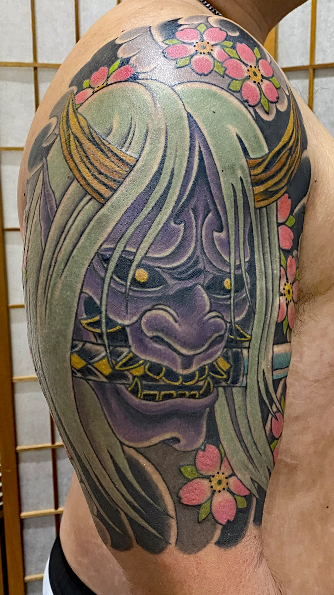 Red Crowned Tattoo tattoo work — photo 2