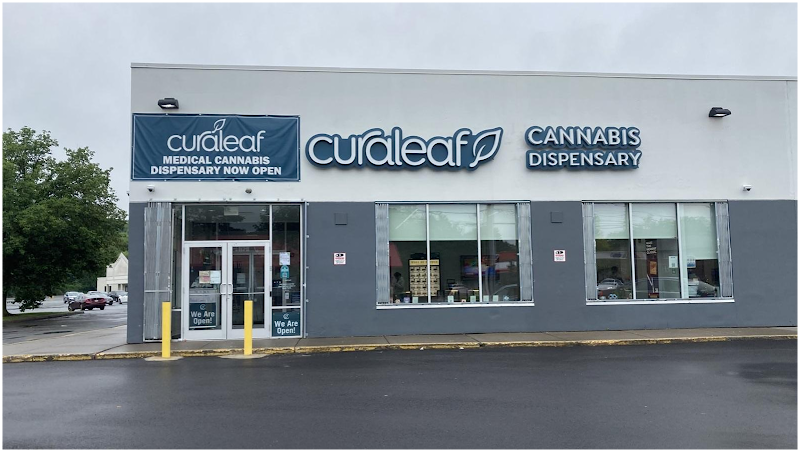 Video tour of Curaleaf Dispensary Syracuse retail environment