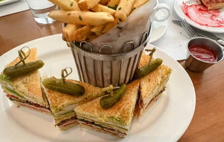 Bottega Louie photo 4