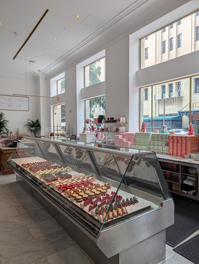 Bottega Louie interior