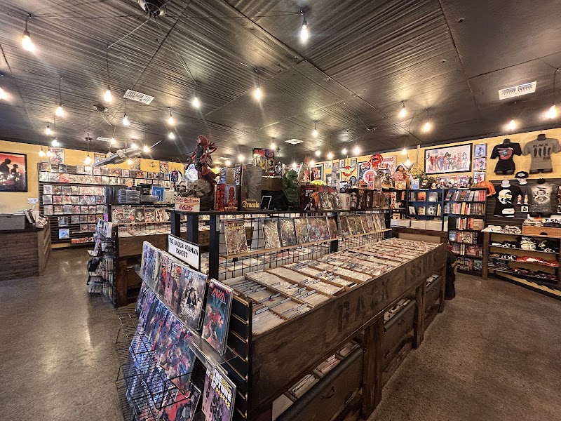 Blackbird Comics & Coffeehouse photo 4