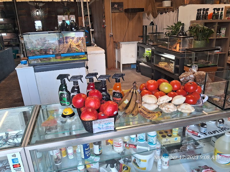 Deep Creek Game Farm and Feed Store - Photo 5