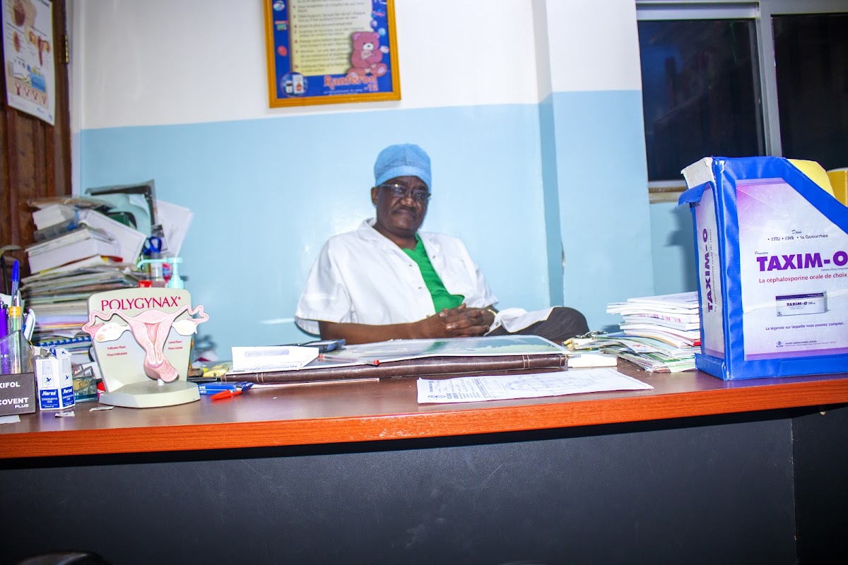 Polyclinique du Rond Point Maétur Bonamoussadi - Photo 5