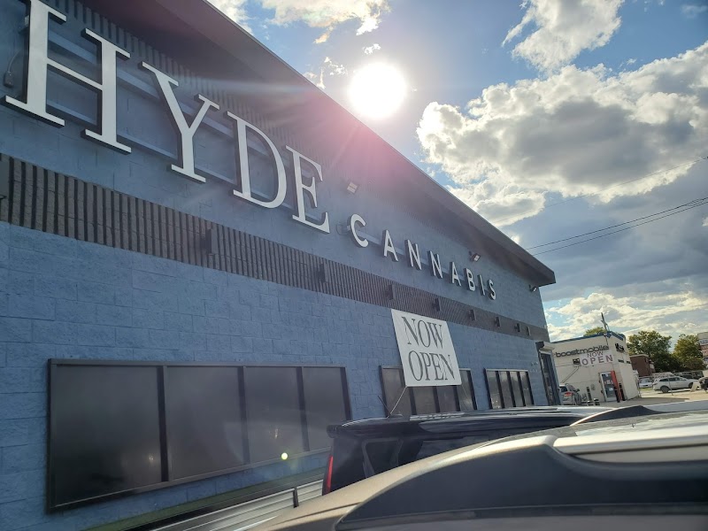 Video tour of Hyde Weed Dispensary Detroit retail environment