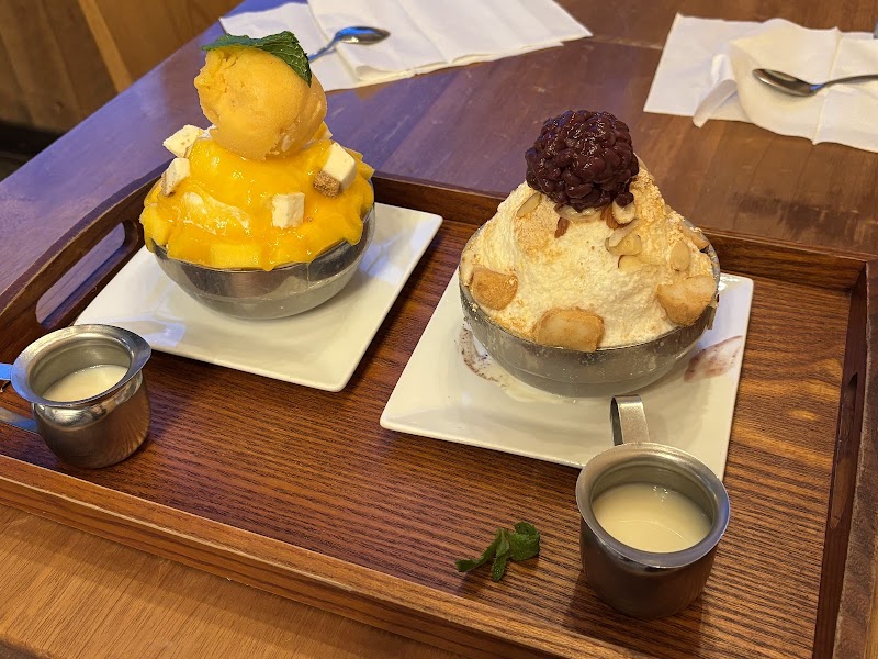 LUMI Dessert Cafe photo 4