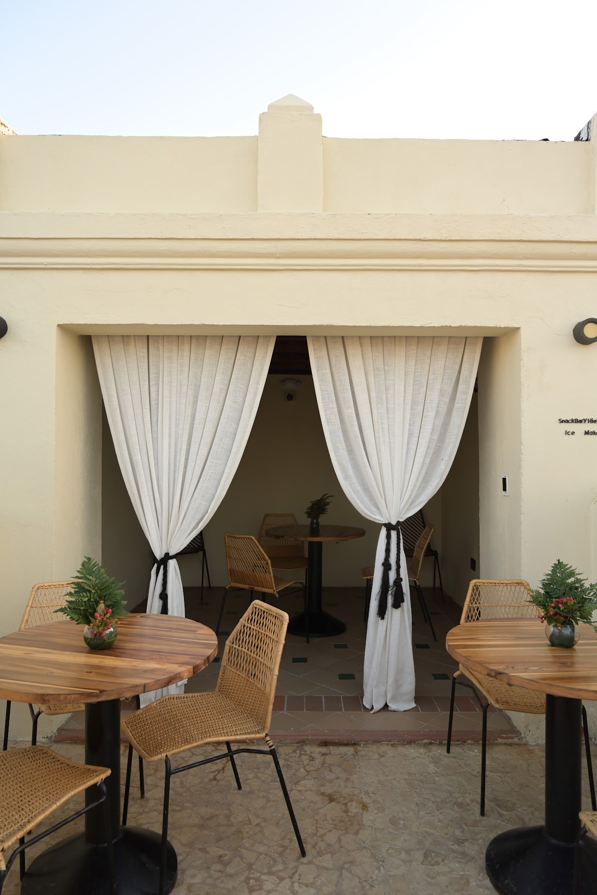 Privado Designer Hotel Boutique — 4
