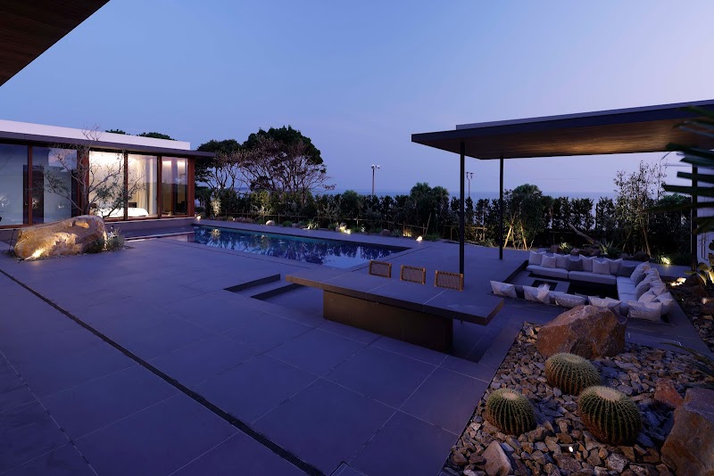 NOT A HOTEL AOSHIMAの画像