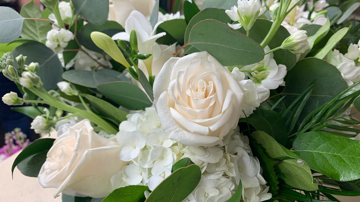 Sally's Flowers: Google Places image 2