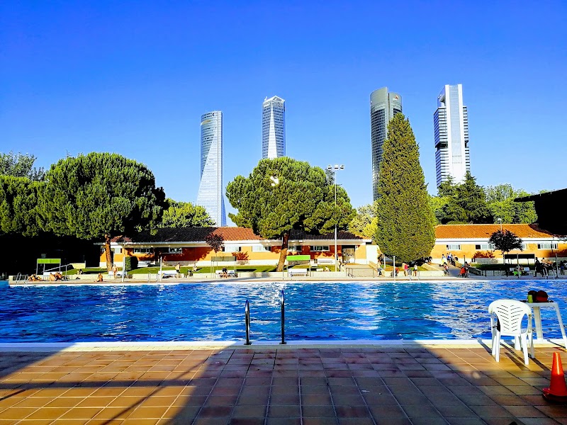 Polideportivo Vicente del Bosque