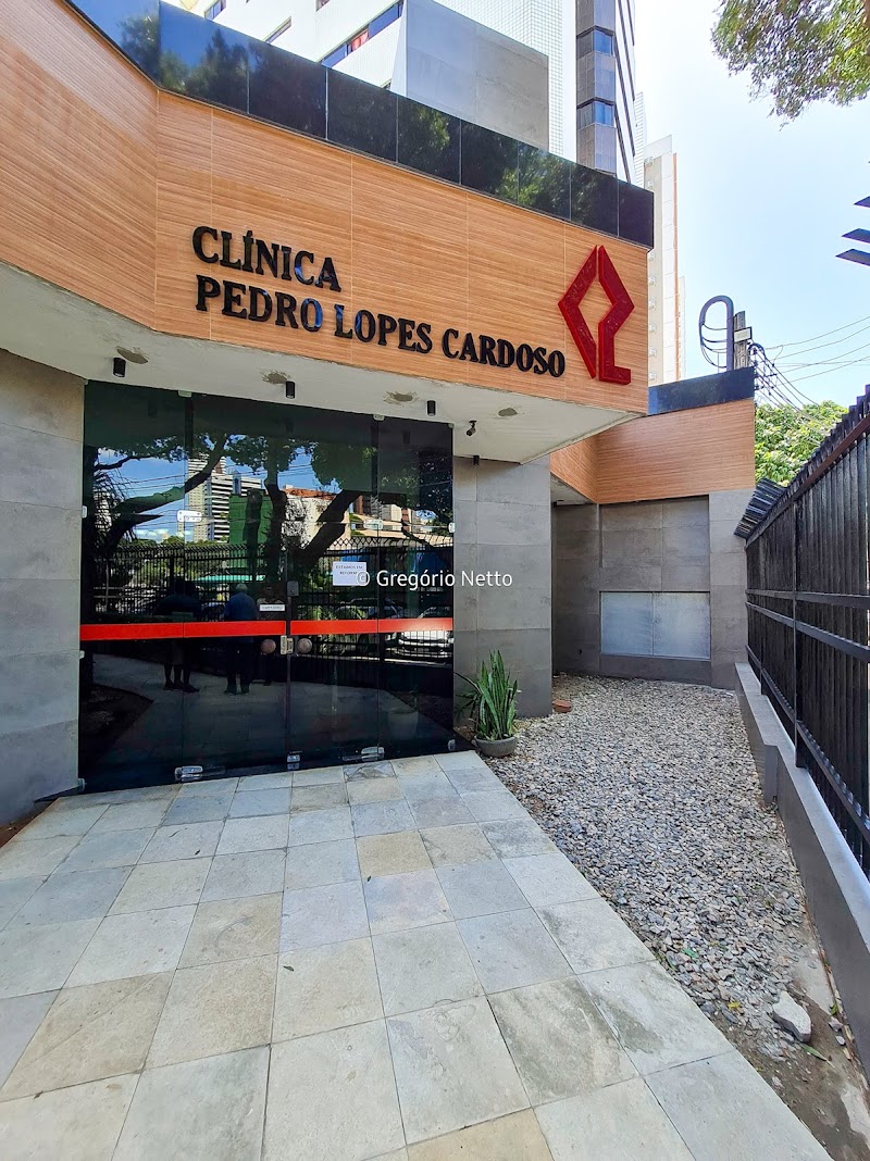 Clínica de Estetica Bucal Pedro Lopes Cardoso