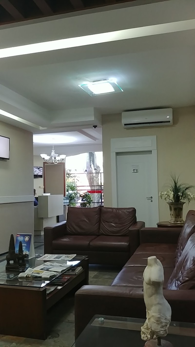 Clínica de Estetica Bucal Pedro Lopes Cardoso - foto 4