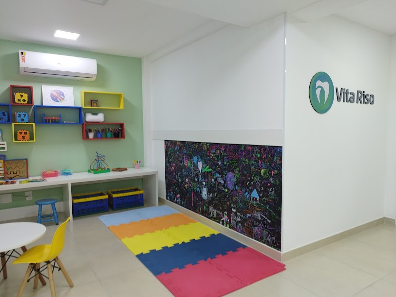 Clínica Dentária SorriaMed/ Dentista no Méier especialistas em Próteses Fixas. Implantes e Estética Avançada. - foto 3