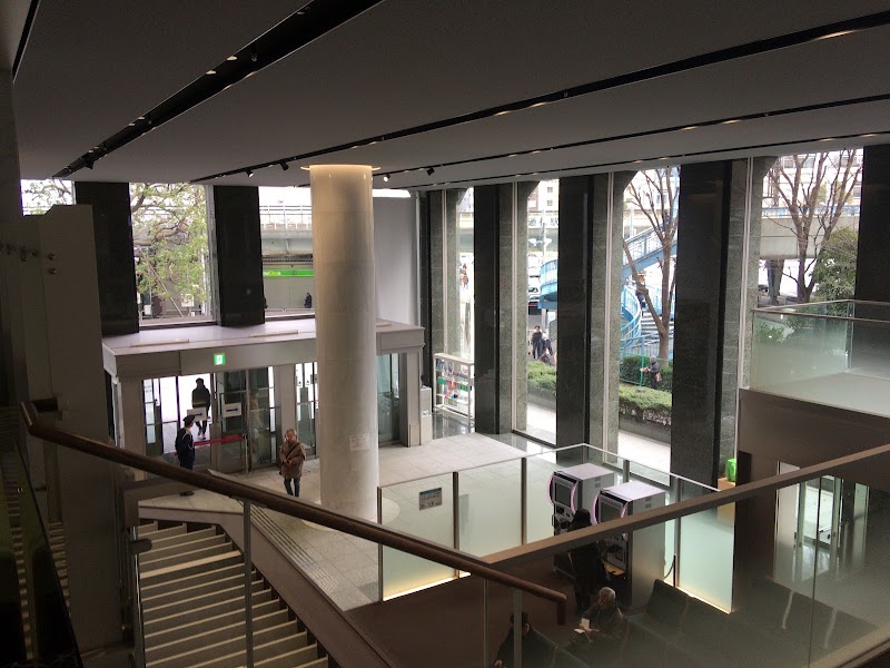 Gallery 4