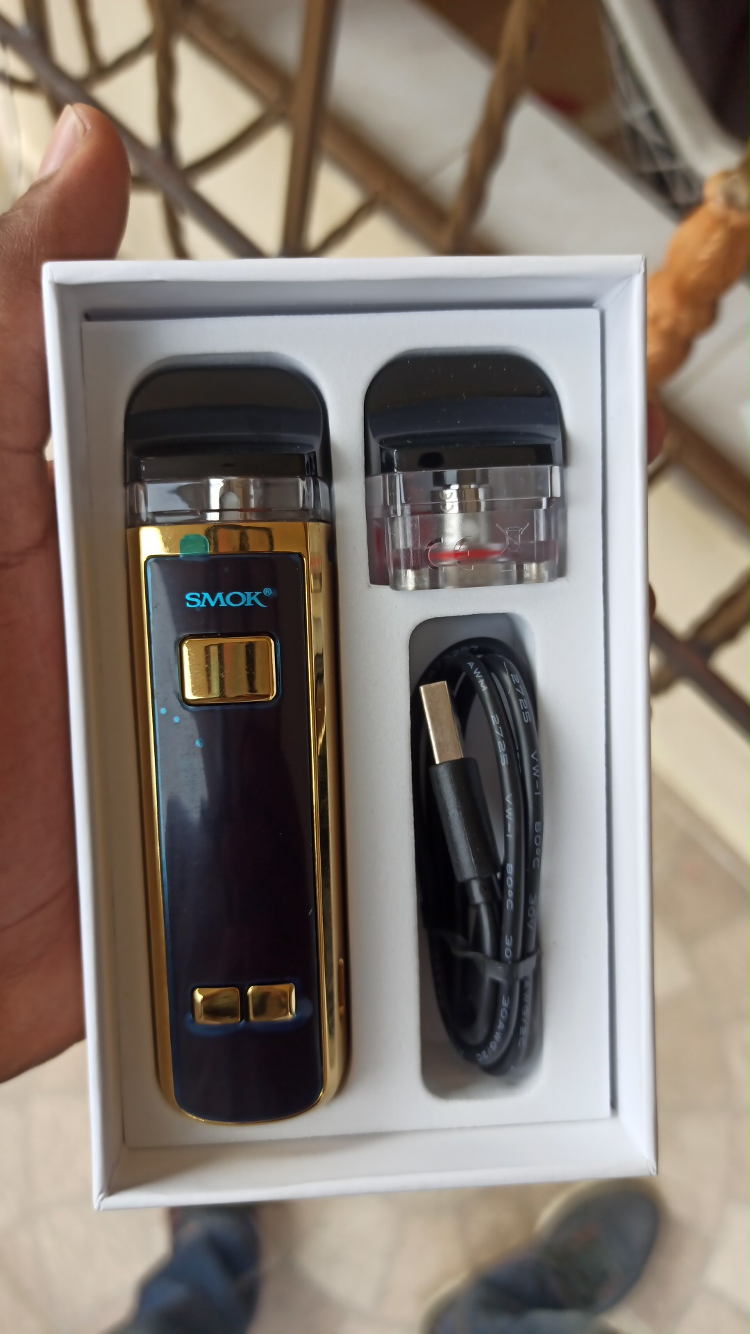 The King Hooka & Vape Store - Imagen 2