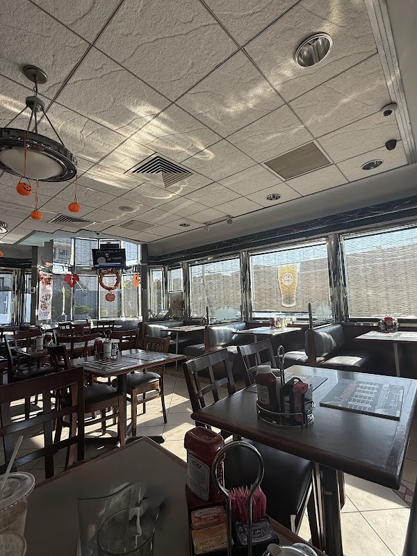 Photo of Crosstown Diner