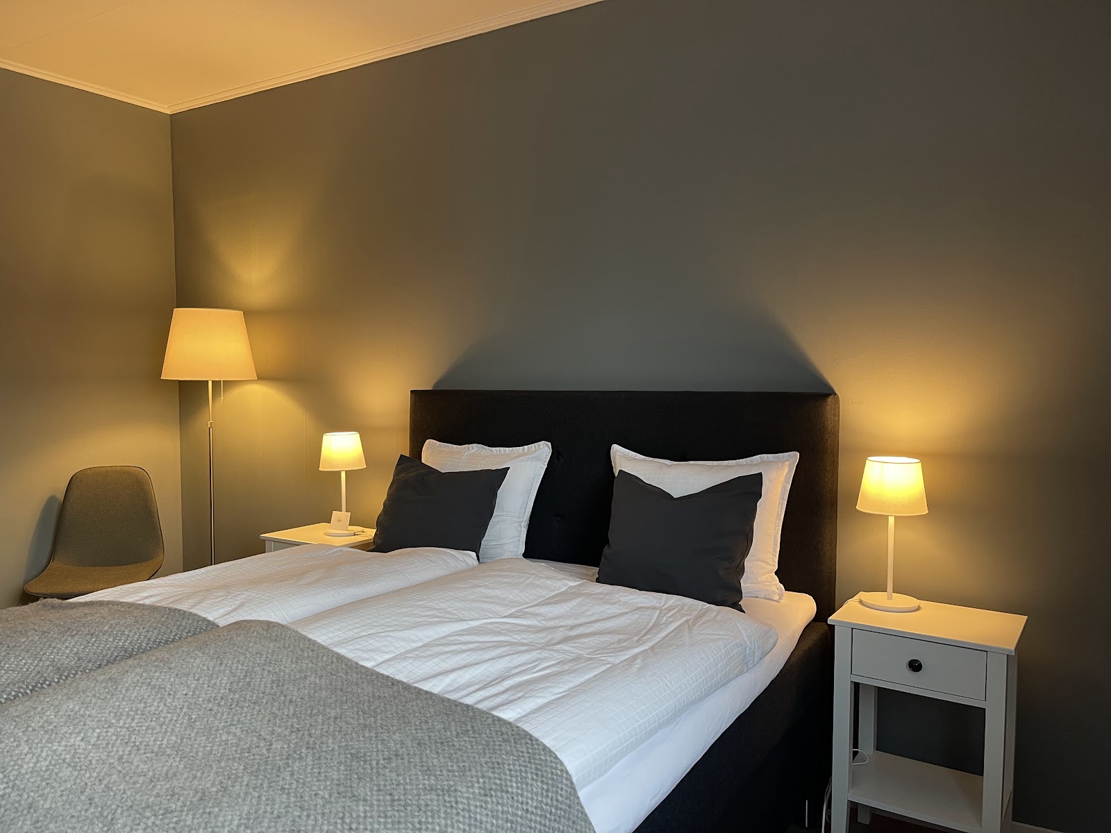 ÁILU - Arctic Hotel Apartments - (AILU AB)