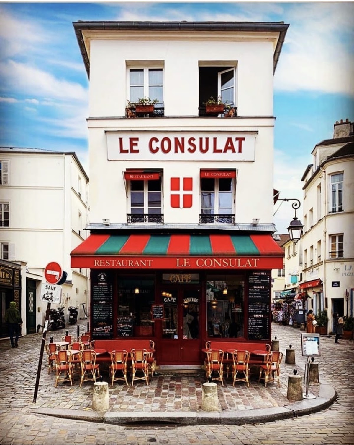 Le Consulat, vue extérieure