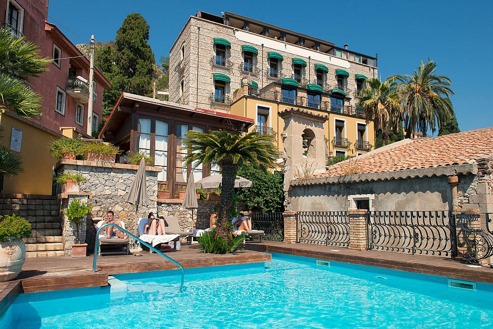 Hotel Villa Carlotta, dog-friendly hotel in Taormina