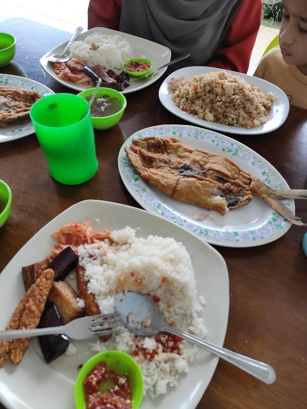 Restaurant Sri Mawar, Sim Sim Sandakan, Sabah. - Photo 1