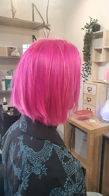 Hair That Cares photo 2