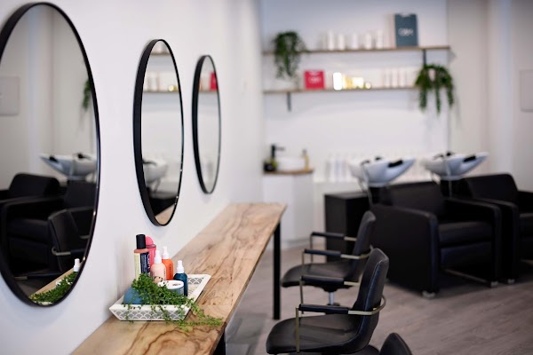 Hair on Hastings | Hairdresser in Noosa