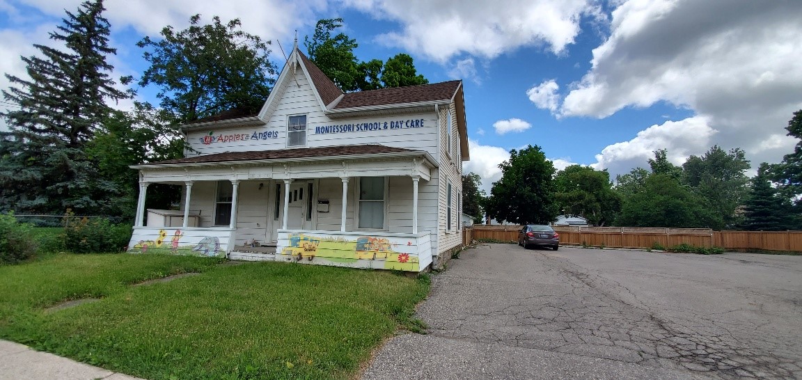 Exterior photo of Apples & Angels Montessori School  & Daycare in Georgetown