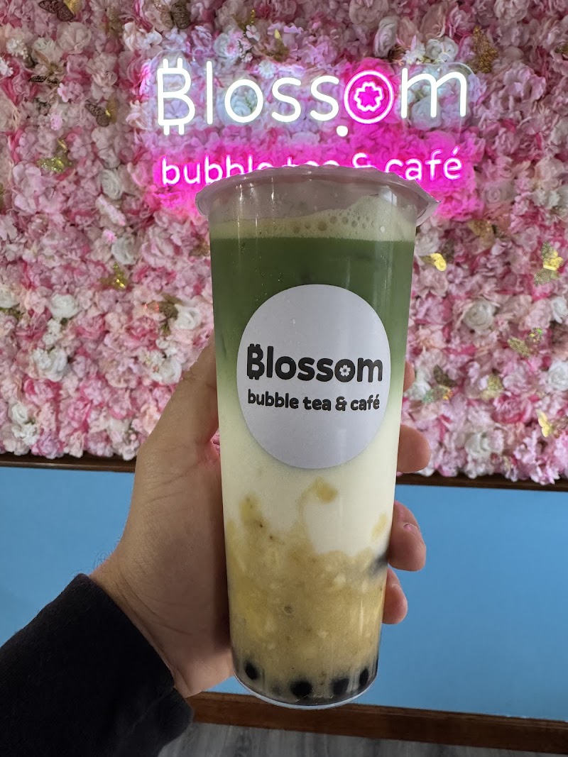 Blossom bubble tea & cafe photo 3