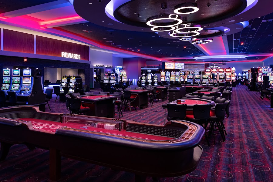 Ojibwa Casino Marquette Event Center