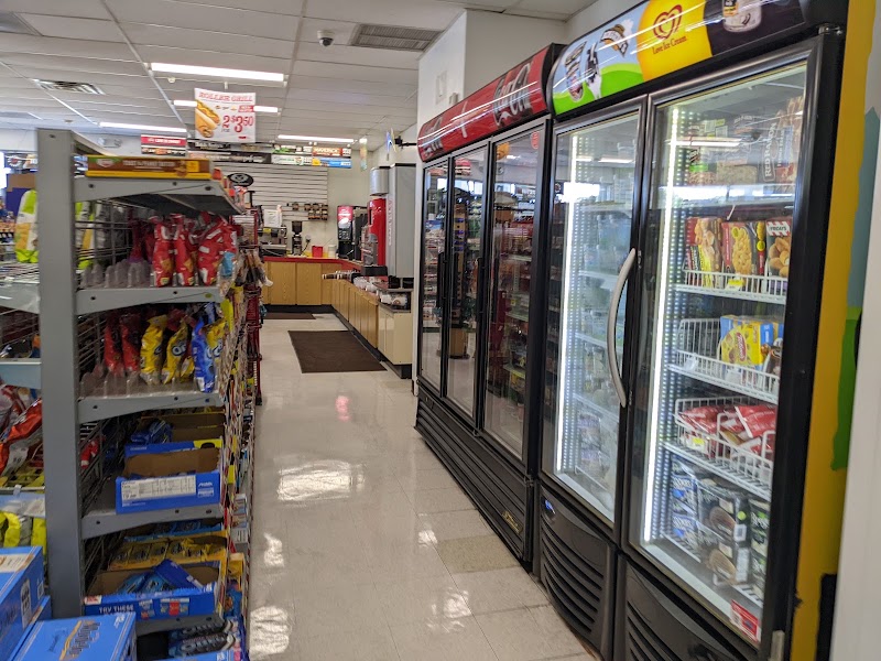 Tom Thumb photo 3