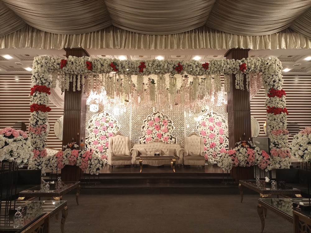 Abdullah Palace Marquee wedding venue photo 2
