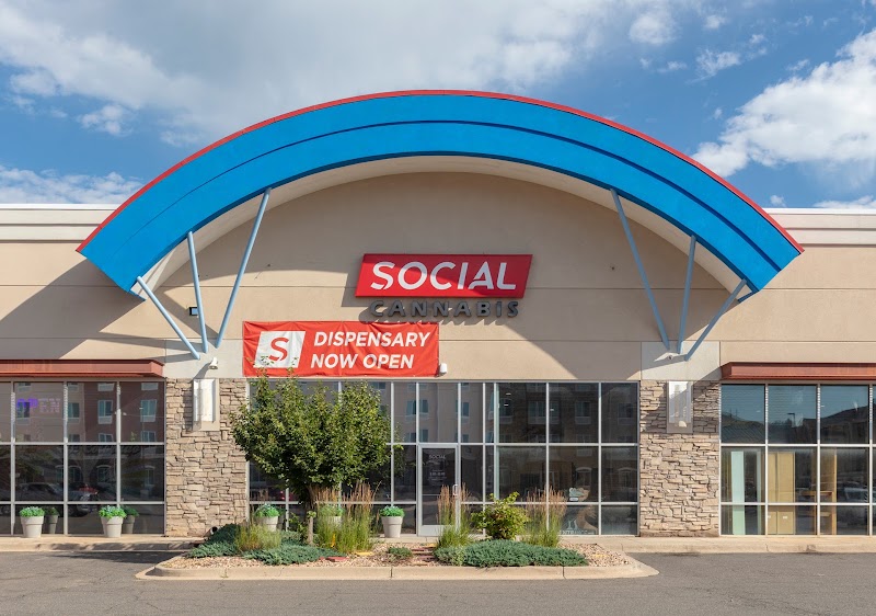 Video tour of Social Dispensary Golden retail environment
