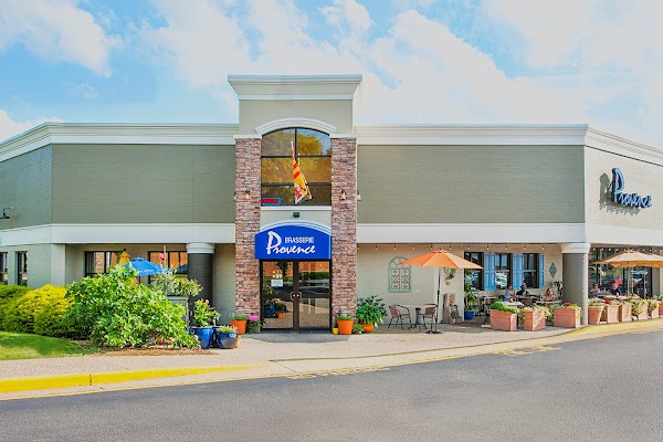 BRASSERIE PROVENCE exterior