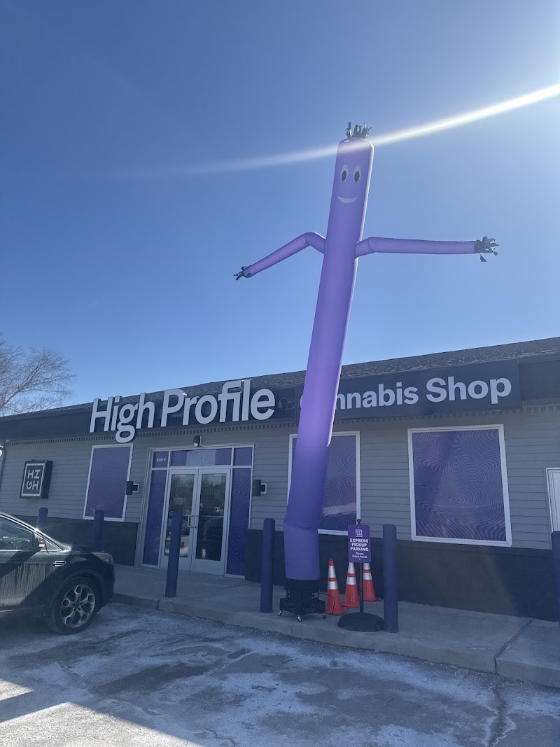 Video tour of High Profile of Luna Pier Dispensary retail environment