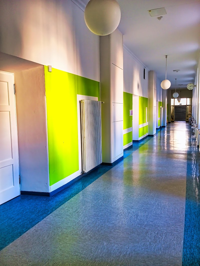 Gallery 5