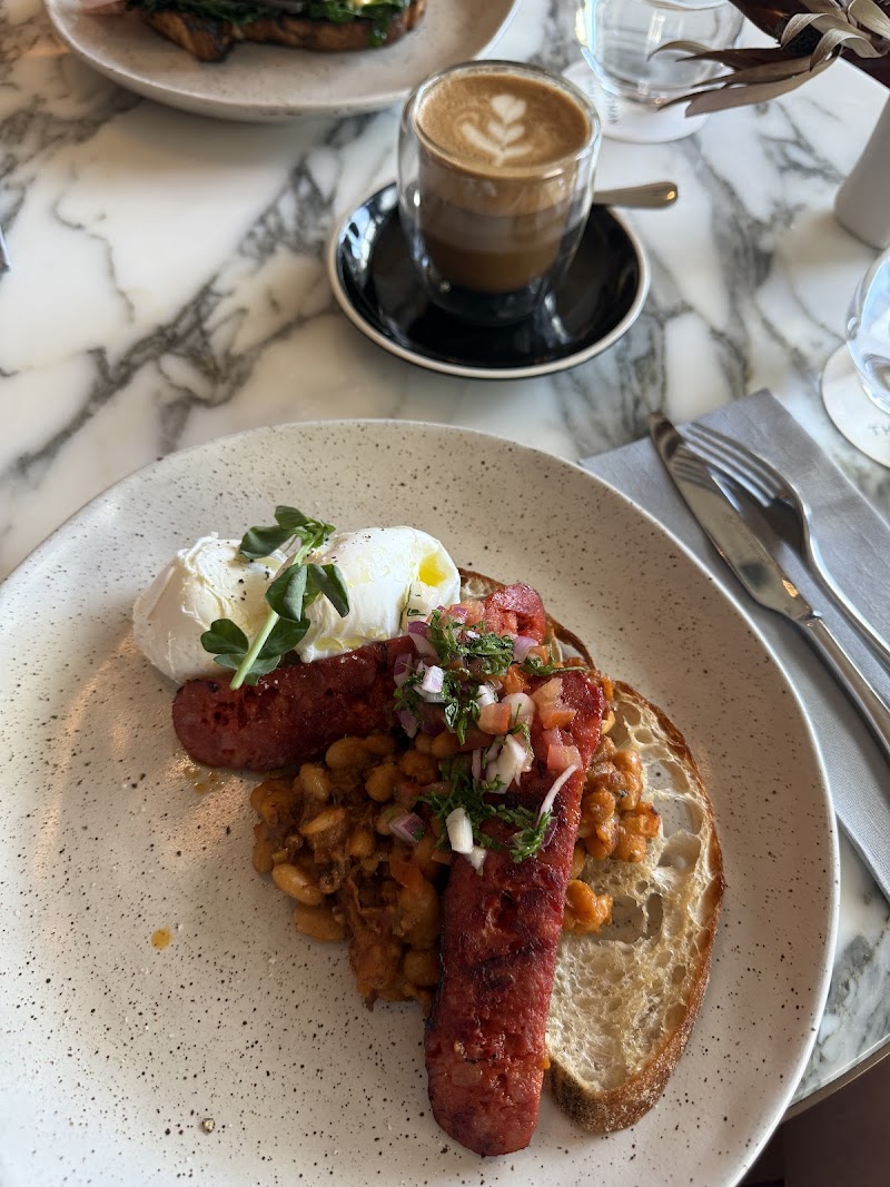 Deco Lounge at The Tasman photo 5