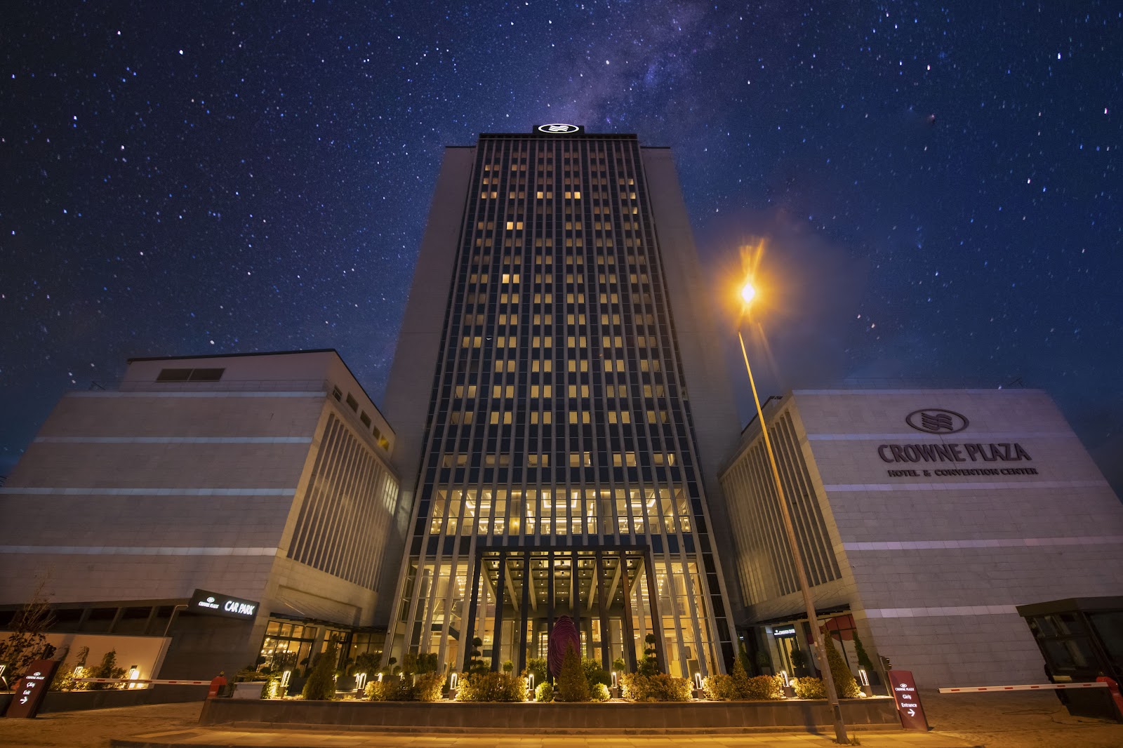 Crowne Plaza Ankara mekanı