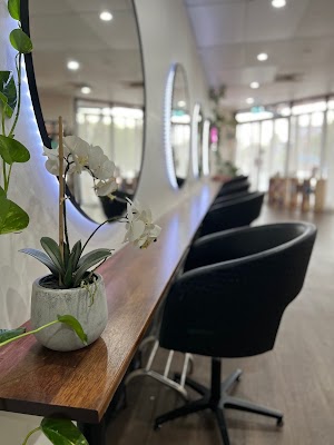 Pink Ginger Hairdressing photo 3