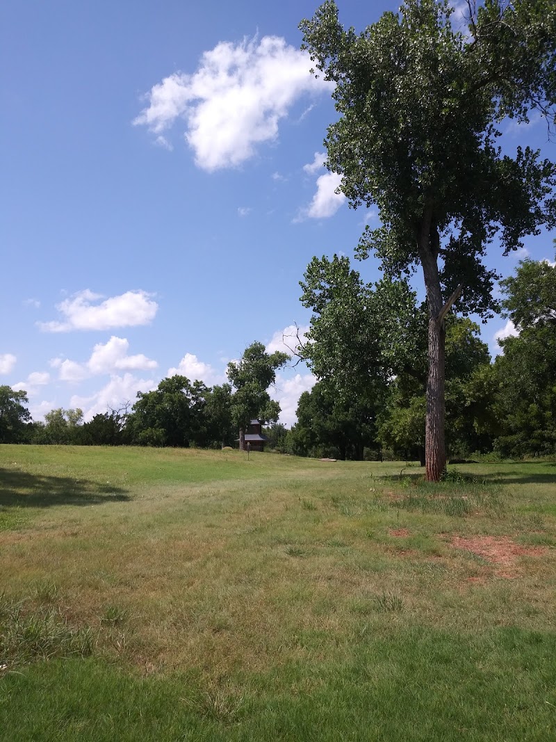 Lucy Park Disc Golf Course photo 4