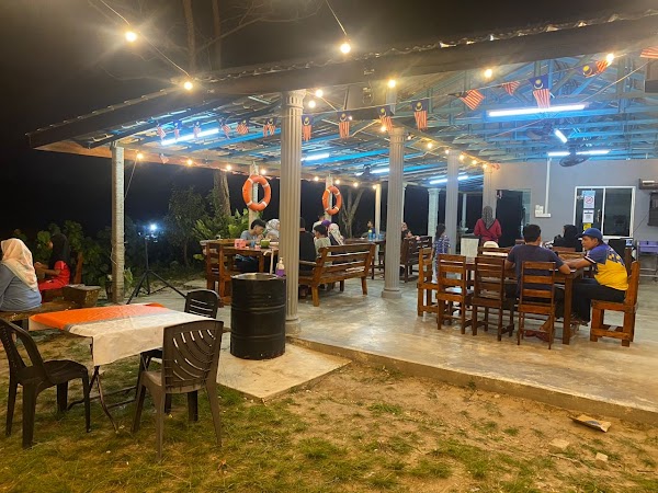 Cafe Darat Or Air - Photo 1