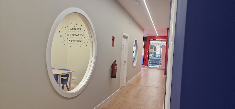 Alpha English SL photo 3