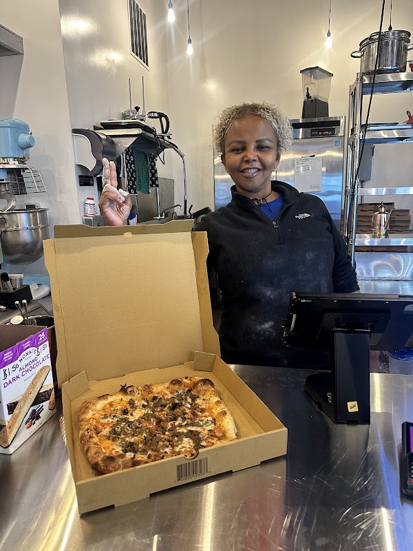 Artisan Pizza Cafe photo 6